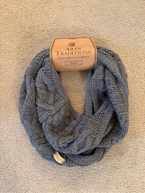 Gray Cable Knit Scarf